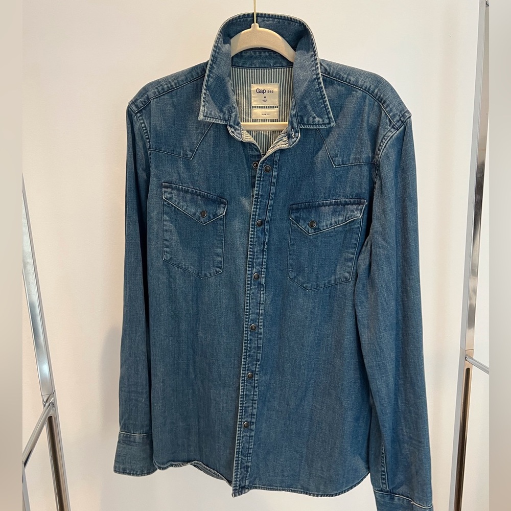 Mens Denim shirt by Gap 1969